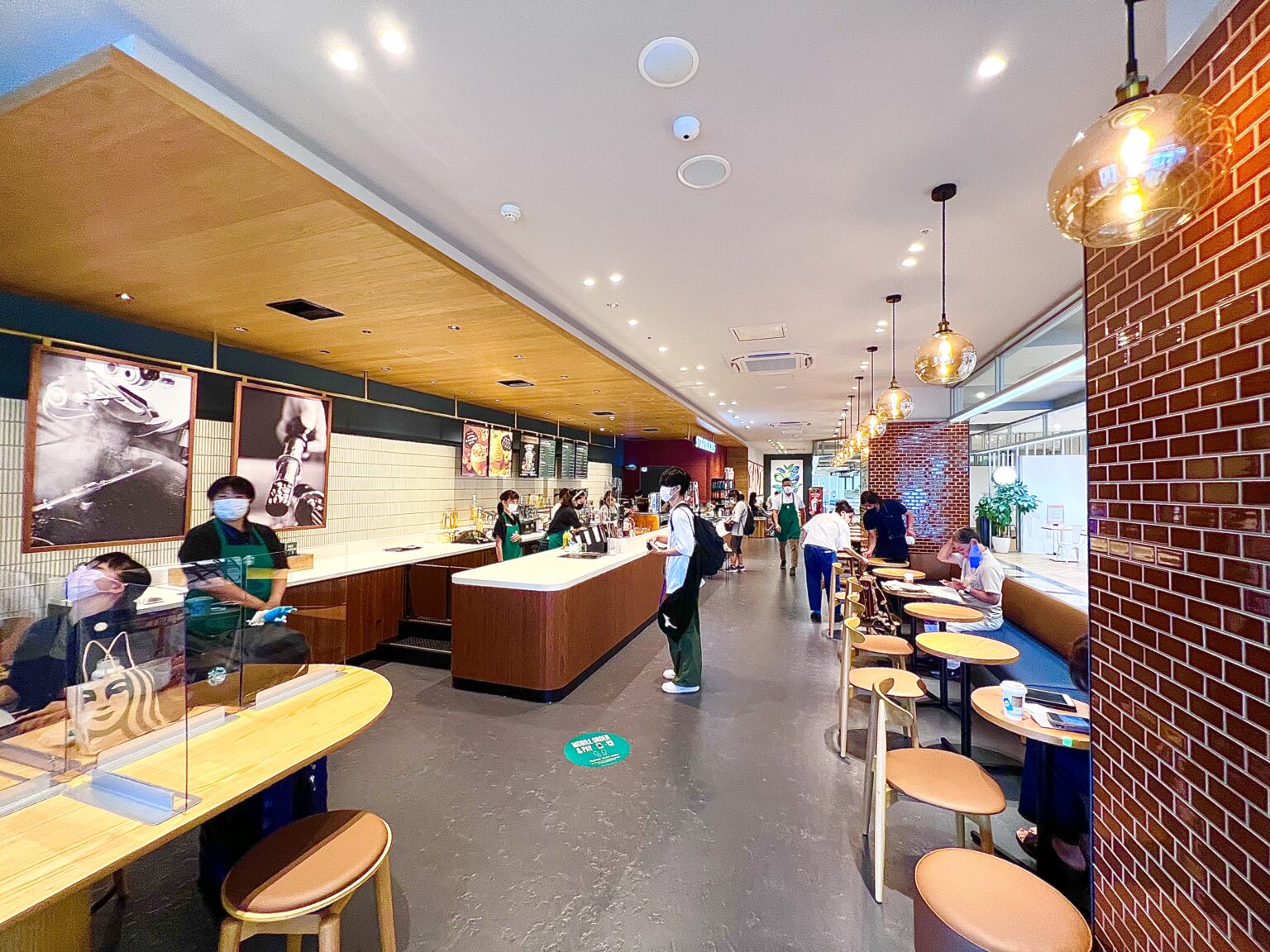  AT&T、スターバックスで Wi-Fi アクセスを提供、iPhone アクセスも間もなく登場?